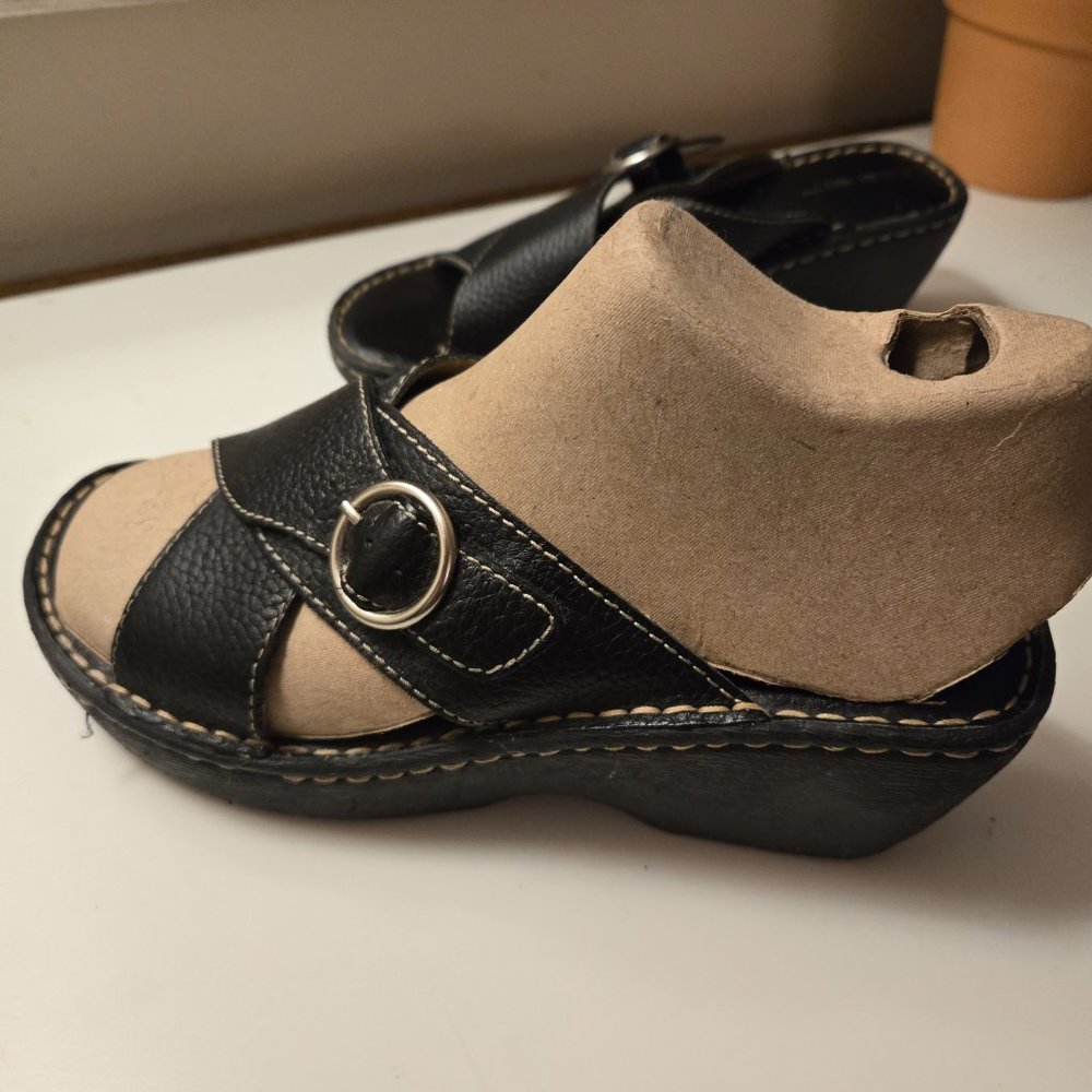 CHEROKEE Black Leather Mules Size 8 Excellent like new cond - Picture 11 of 11